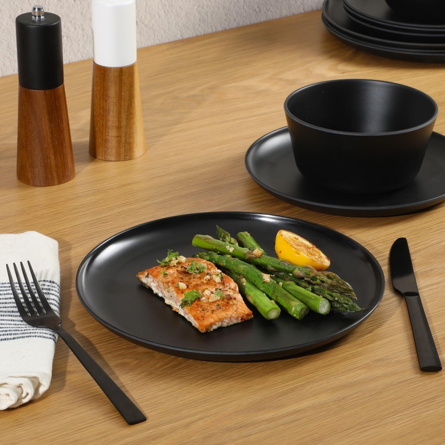 Gibson Home Fairhope 12 Piece Melamine Dinnerware Set - Matte Black