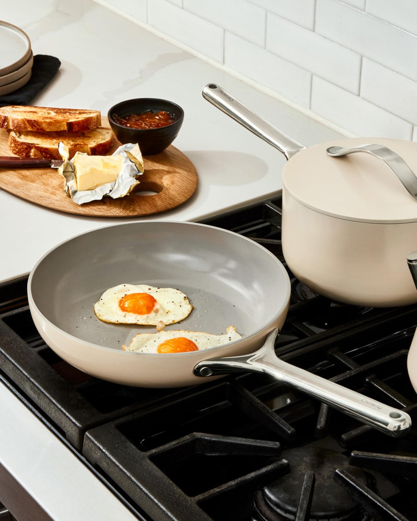 Ceramic Frying Pan (2.7 qt, 10.5") - Non Toxic Compatible with All Stovetops Gas Electric & Induction