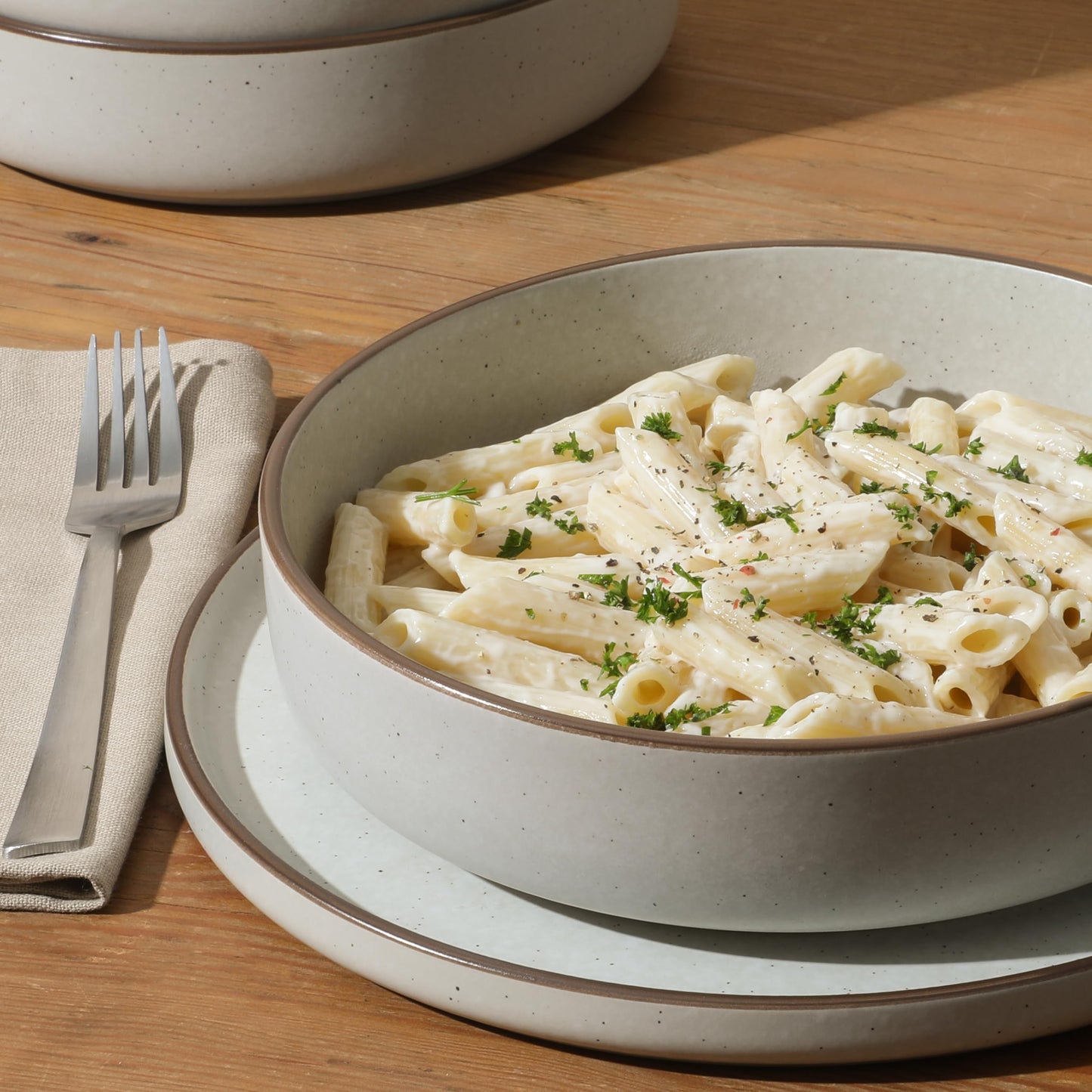 Gibson Elite Stoneware Matte Reactive Glaze 16 Piece Bowl Dinnerware Set