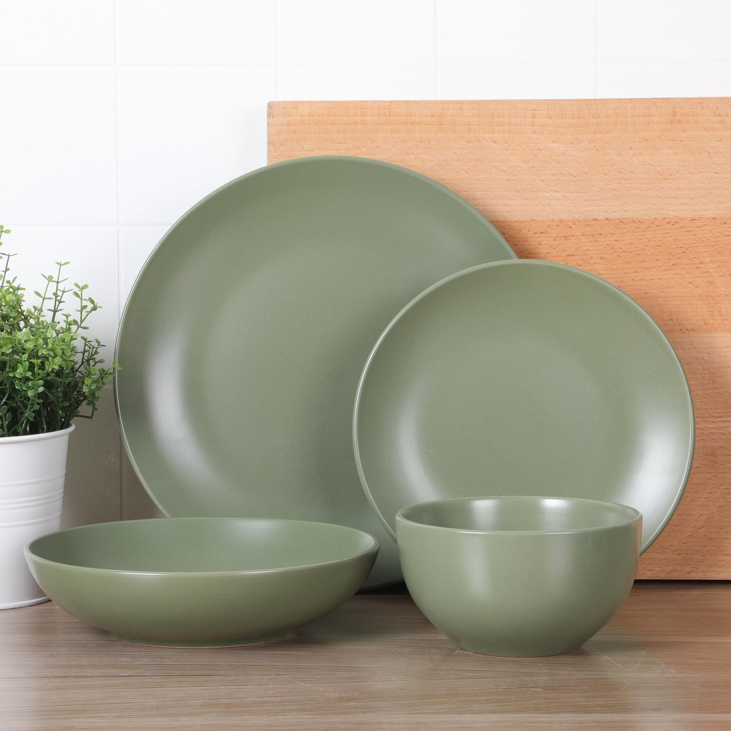 16 Piece Double Bowl Plates and Bowls Dinnerware Sets - Matte Green